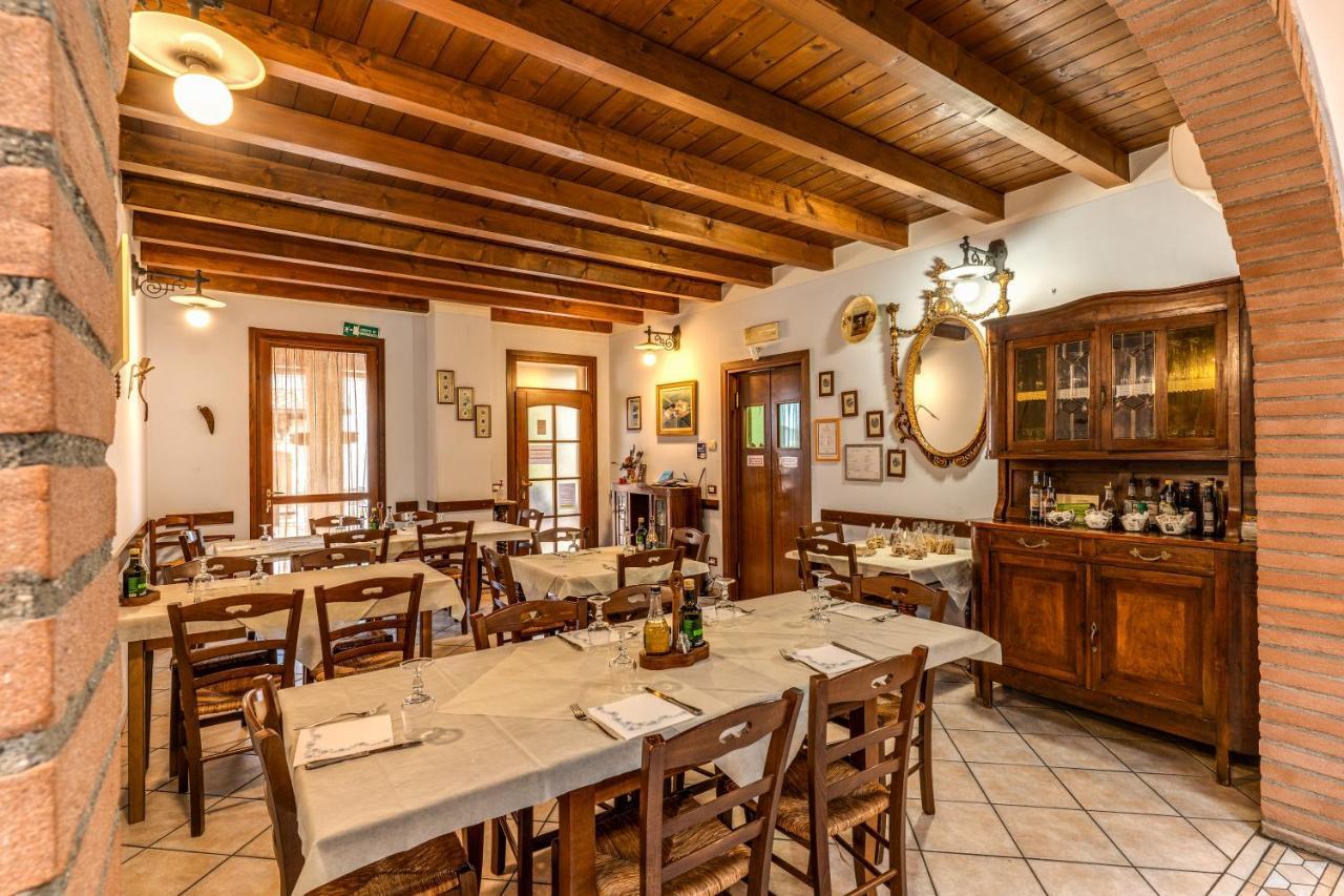 Agriturismo Pozzo Fiorito Castiglione Delle Stiviere Eksteriør bilde